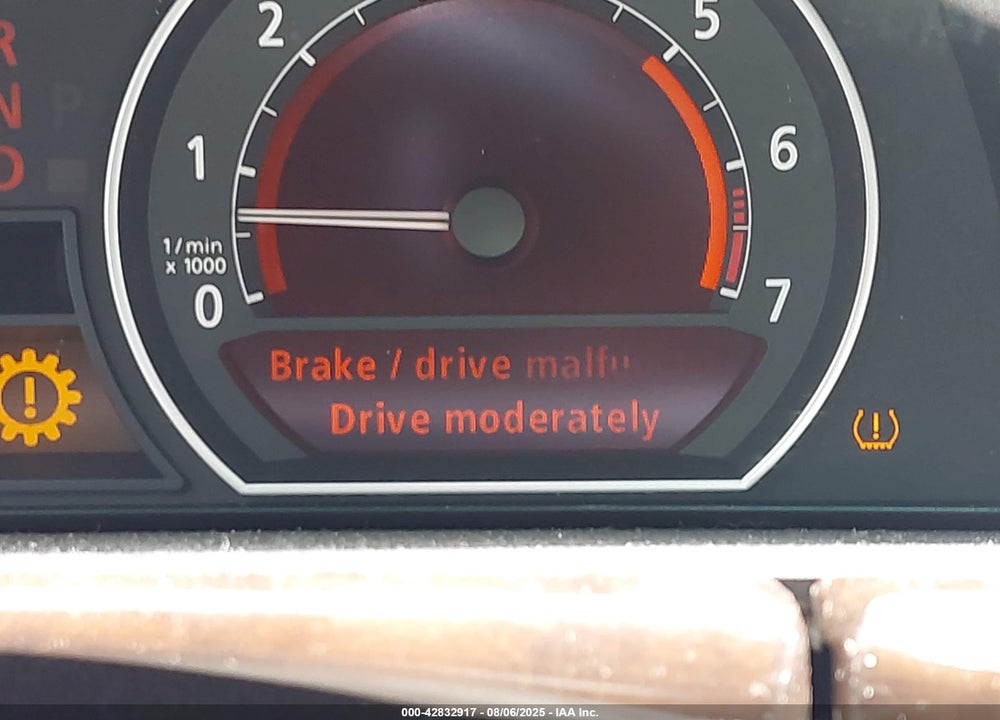 2007 BMW 750LI VIN: WBAHN83527DT75009