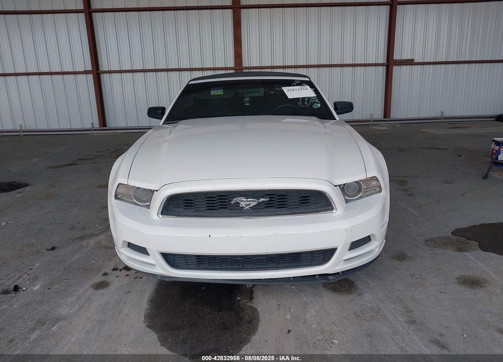2014 FORD MUSTANG VIN: 1ZVBP8EM5E5238402