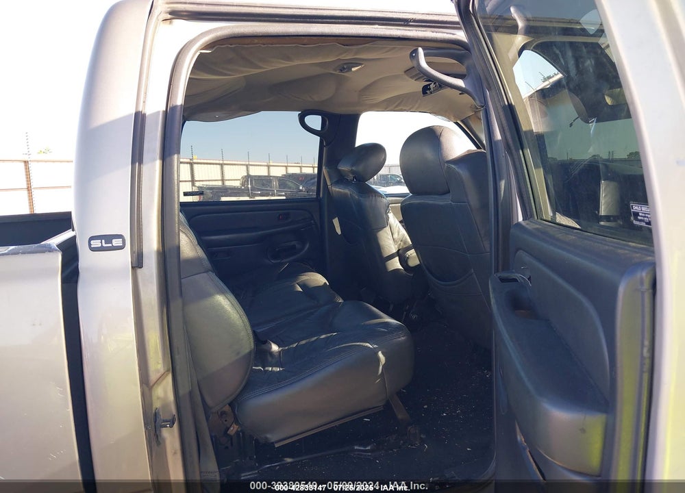 2001 GMC SIERRA 2500HD SLE VIN: 1GTHC23U61F110652