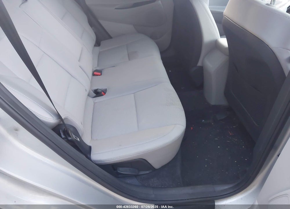 2020 HYUNDAI TUCSON VIN: KM8J2CA40LU243172
