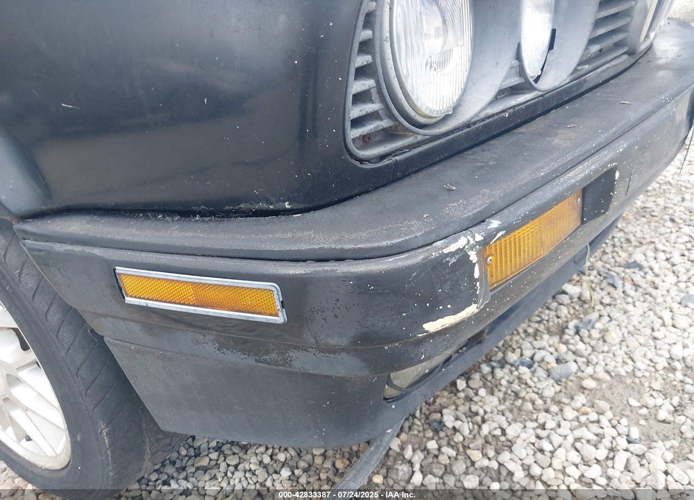 1989 BMW 325 I AUTOMATIC/IS AUTOMATIC VIN: WBAAA2301K4495164