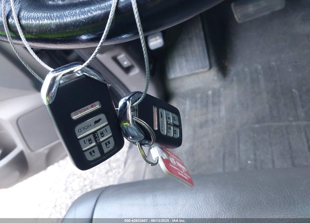 2016 HONDA ODYSSEY EX-L VIN: 5FNRL5H60GB108232
