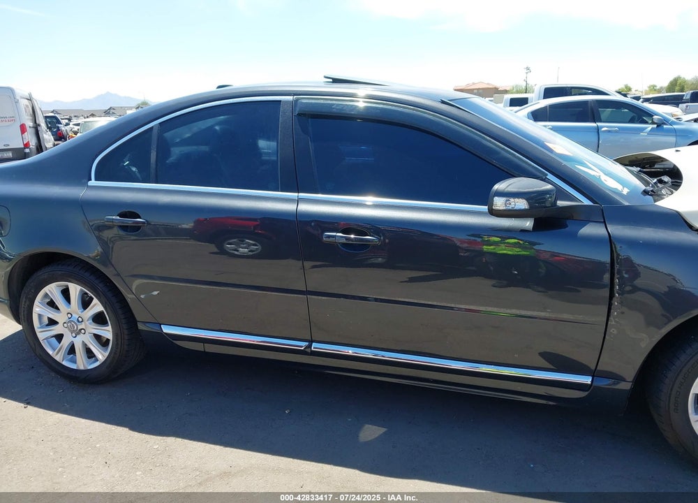 2010 VOLVO S80 VIN: YV1960AS1A1125424