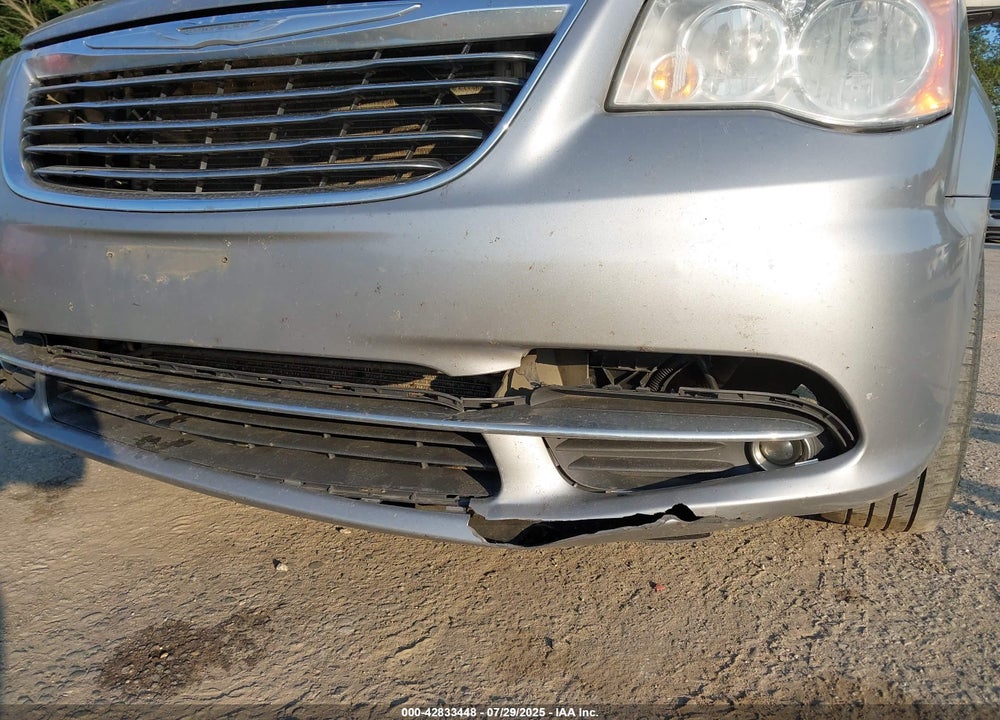 2015 CHRYSLER TOWN & COUNTRY VIN: 2C4RC1BG6FR505652