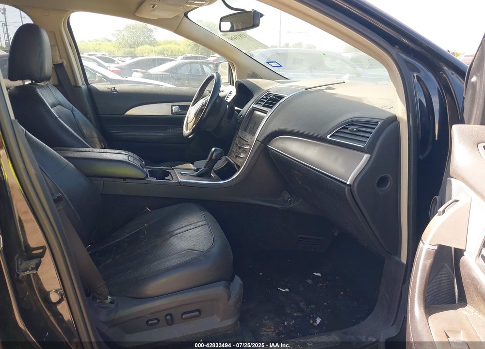 2011 LINCOLN MKX VIN: 2LMDJ6JK7BBJ03581