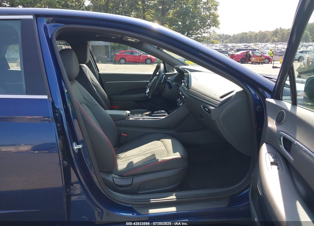 2020 HYUNDAI SONATA VIN: 5NPEJ4J26LH011666