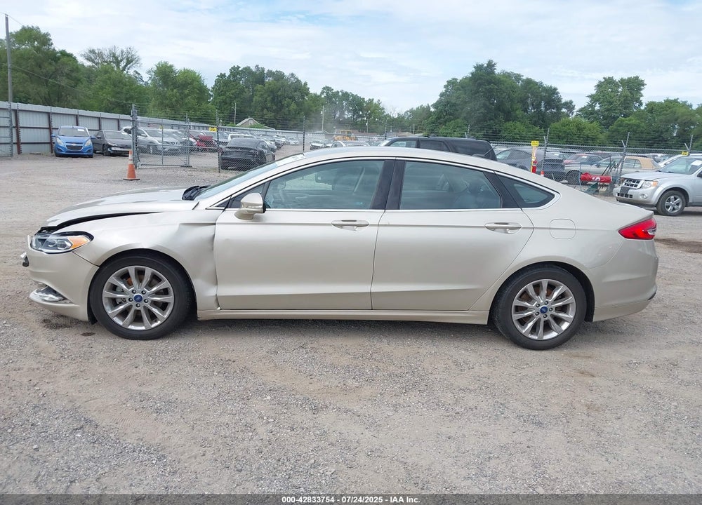 2017 FORD FUSION SE VIN: 3FA6P0HD6HR403737