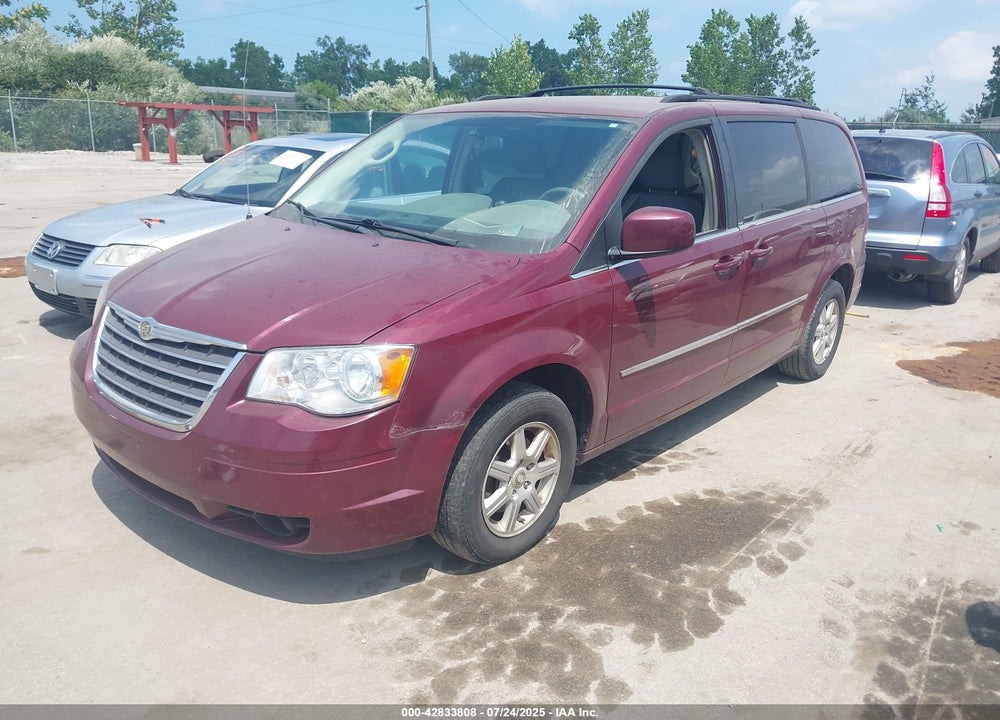 2009 CHRYSLER TOWN & COUNTRY VIN: 2A8HR54109R572142