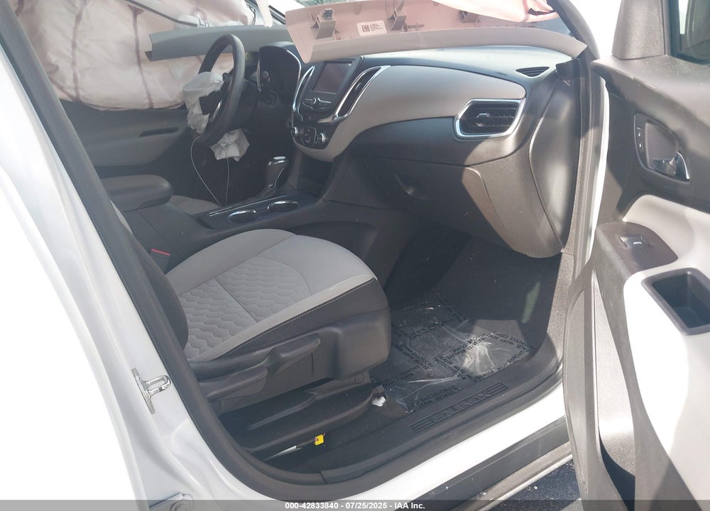 2020 CHEVROLET EQUINOX FWD LS VIN: 2GNAXHEVXL6123214