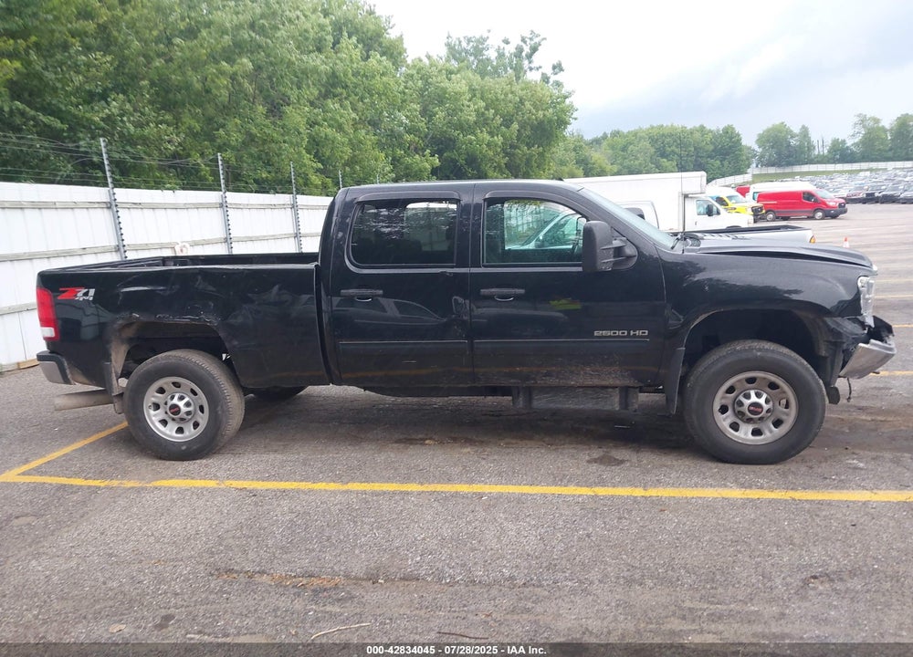 2013 GMC SIERRA VIN: 1GT120C82DF210232