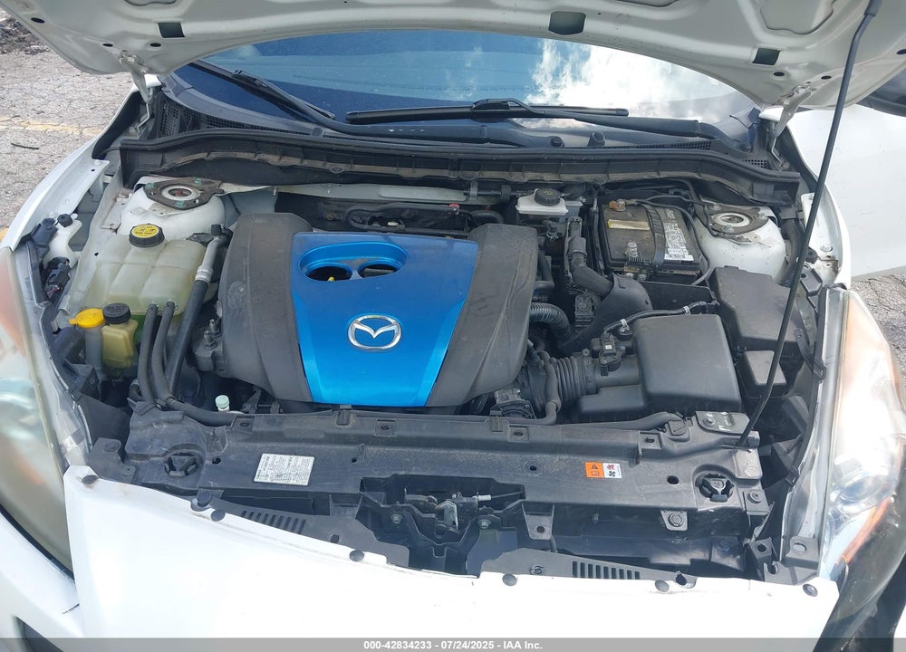 2013 MAZDA 3 VIN: JM1BL1U76D1747745