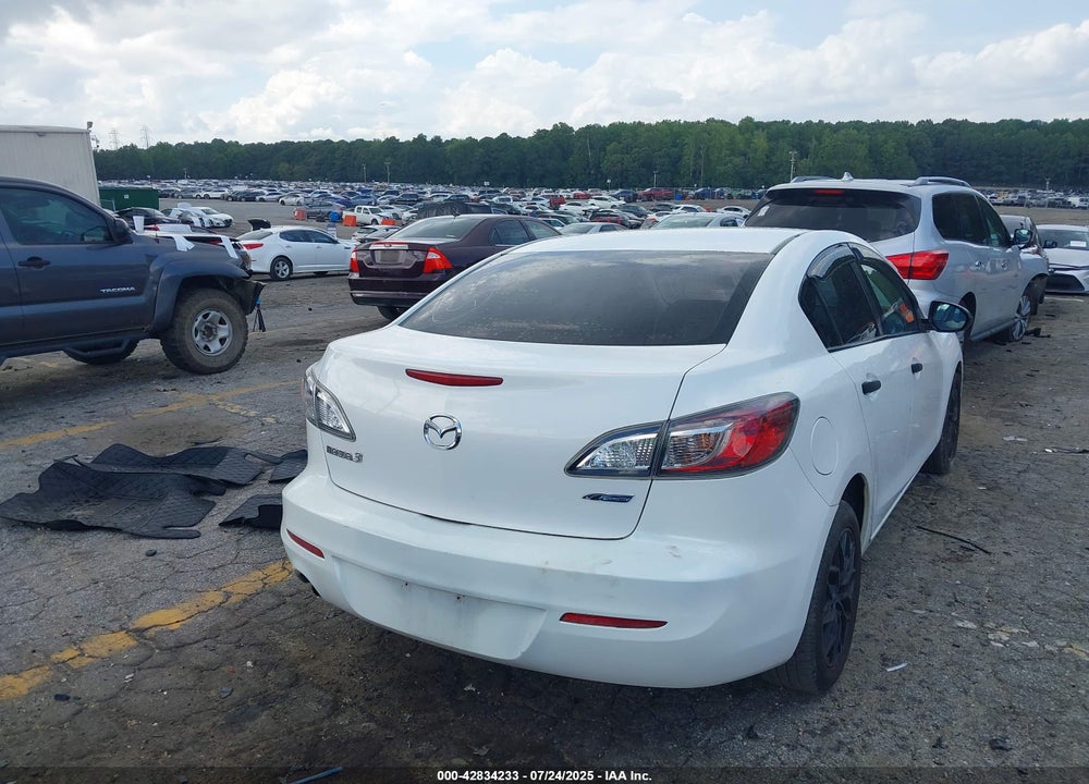2013 MAZDA 3 VIN: JM1BL1U76D1747745