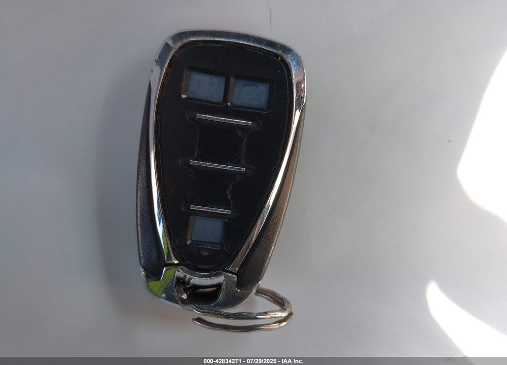 2019 CHEVROLET EQUINOX VIN: 2GNAXJEV7K6230579