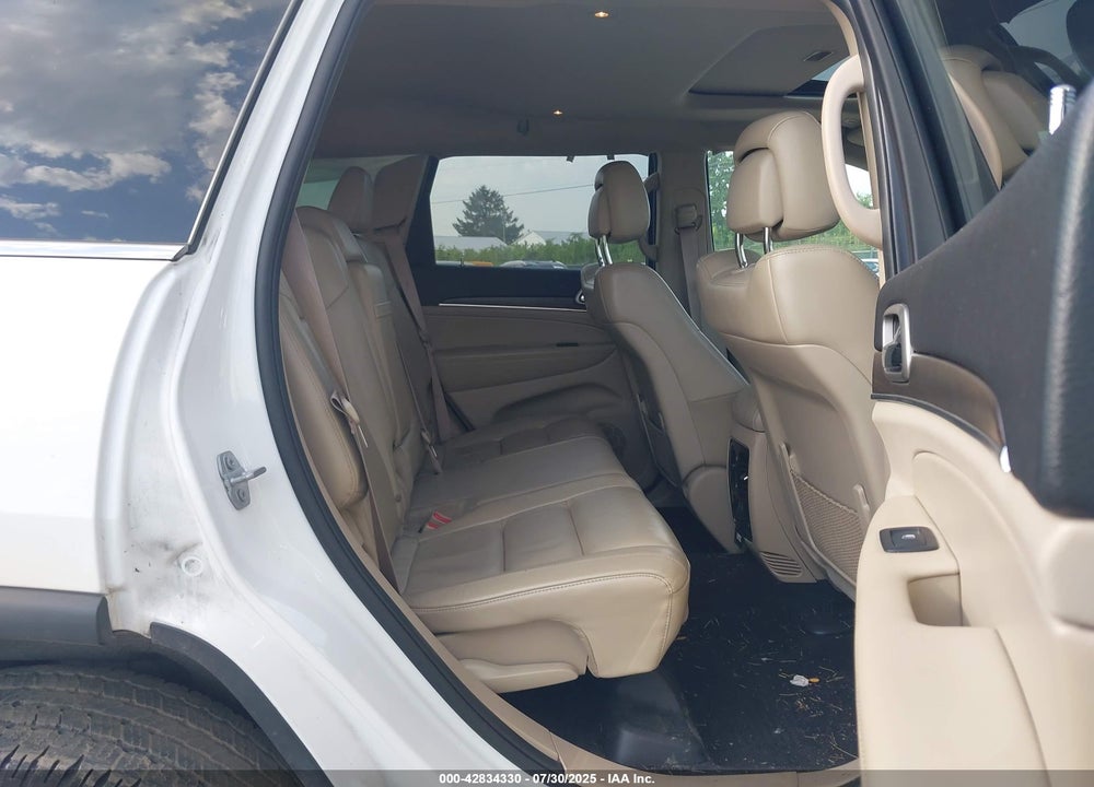 2017 JEEP GRAND CHEROKEE VIN: 1C4RJFBG0HC803063