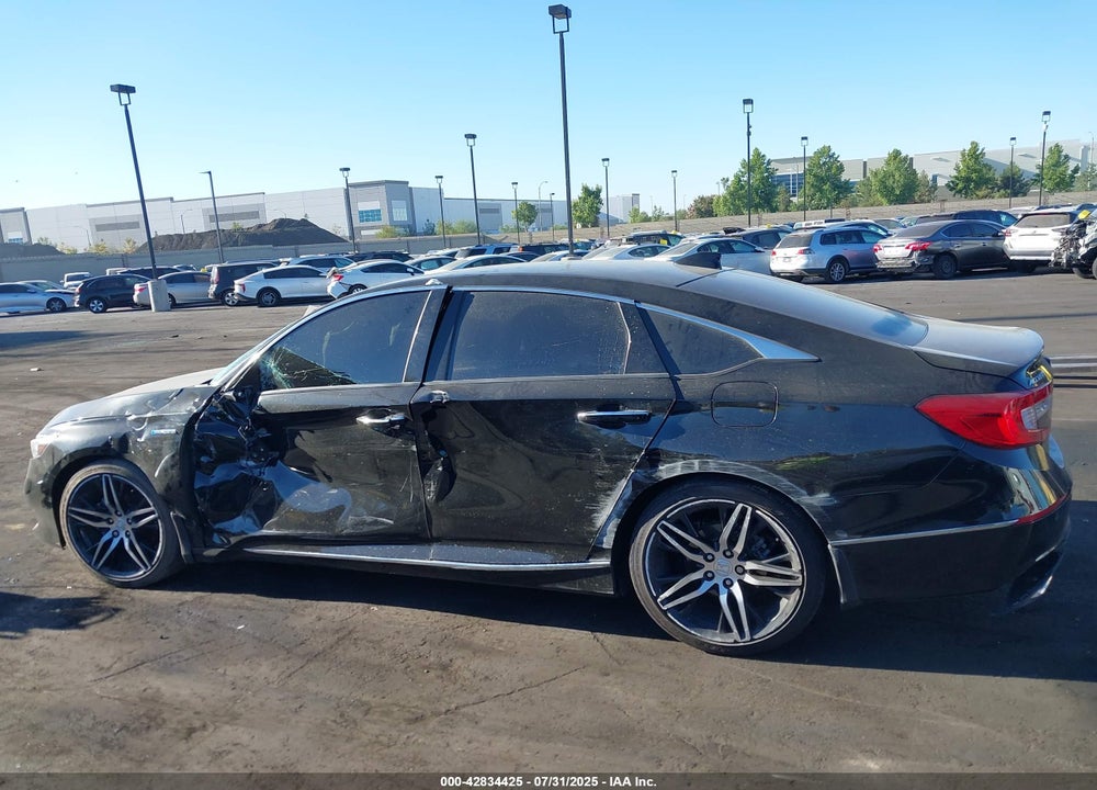 2022 HONDA ACCORD HYBRID TOURING VIN: 1HGCV3F96NA026644