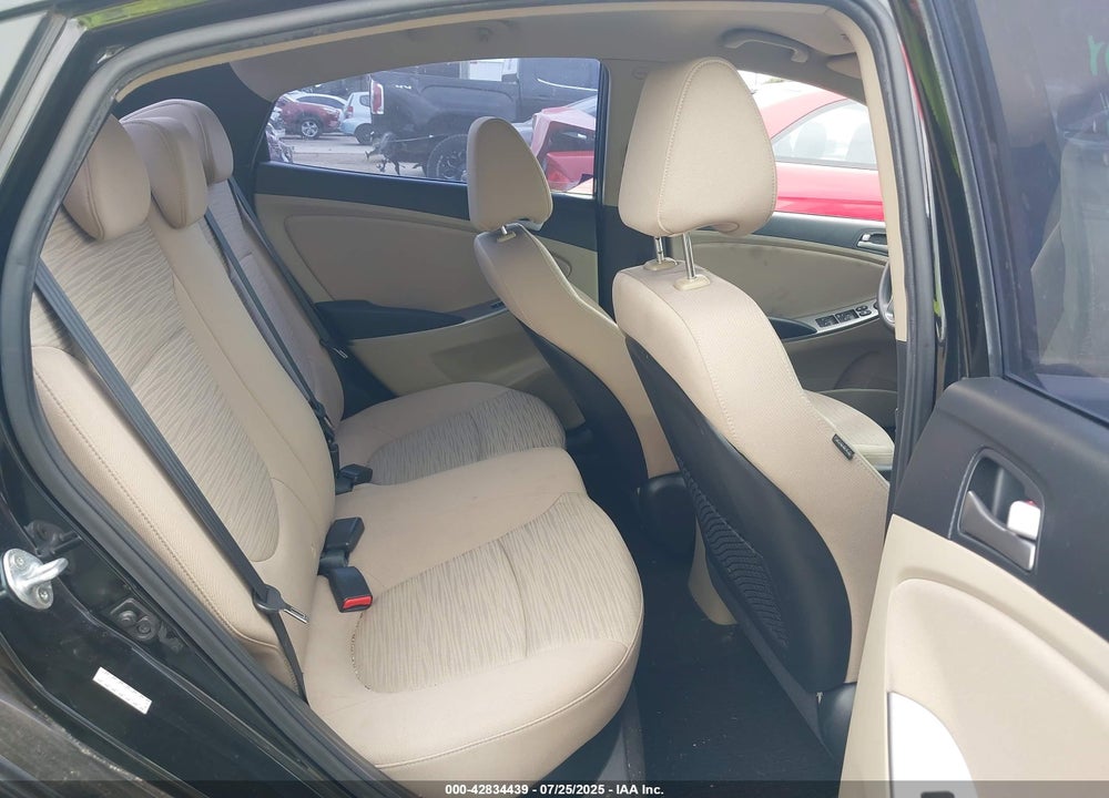 2017 HYUNDAI ACCENT VIN: KMHCT4AE0HU281481