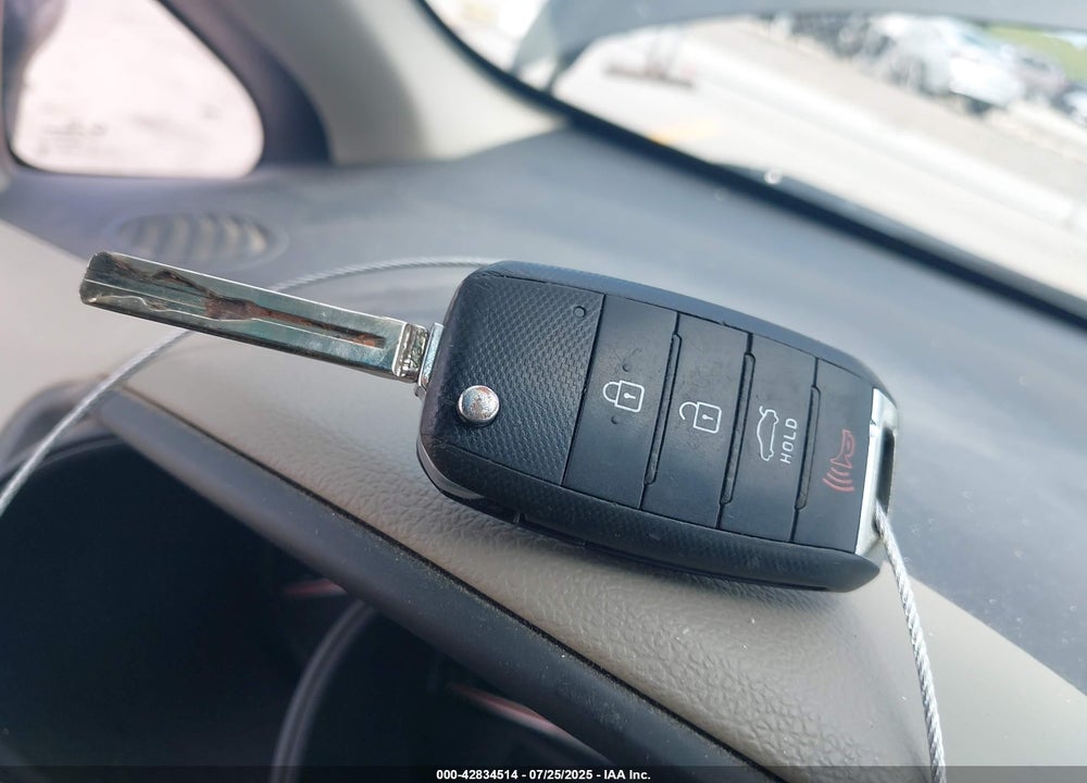 2015 KIA RIO VIN: KNADM5A39F6515948