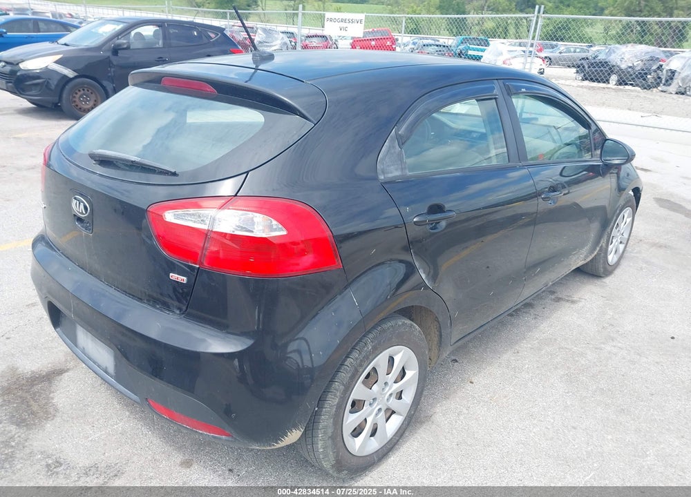 2015 KIA RIO VIN: KNADM5A39F6515948