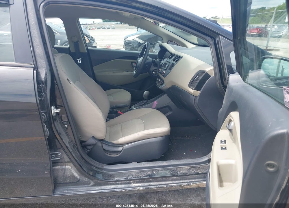 2015 KIA RIO VIN: KNADM5A39F6515948