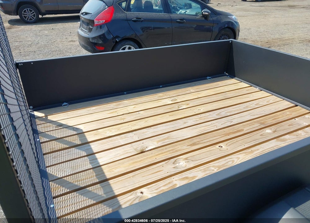 2025 KARAVAN 12' BOAT TRAILER VIN: 5KTBS1212SF384579