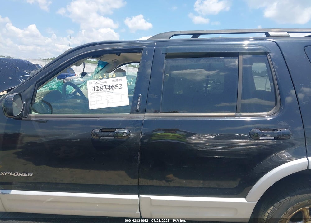 2002 FORD EXPLORER XLT VIN: 1FMZU73E72ZA51145
