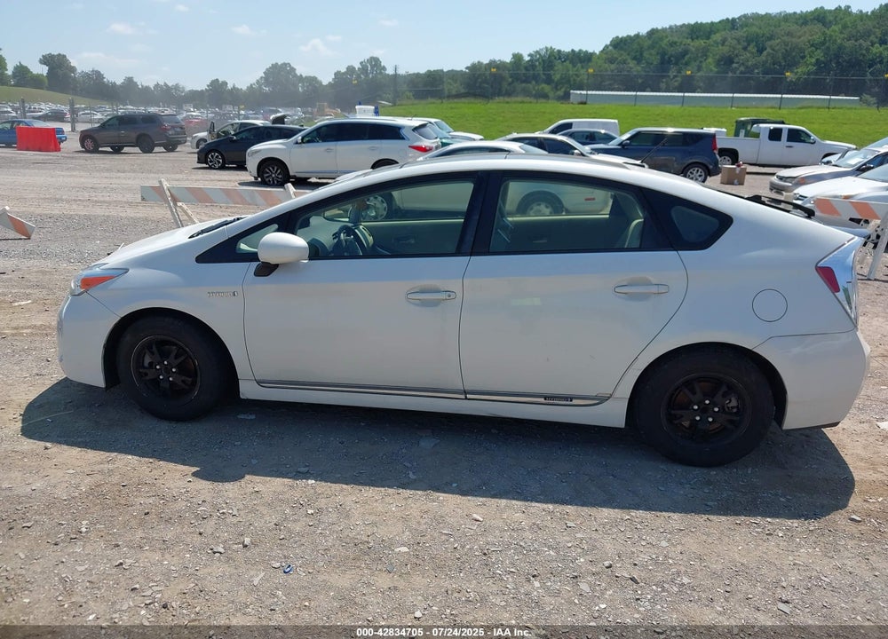 2015 TOYOTA PRIUS VIN: JTDKN3DUXF0446352