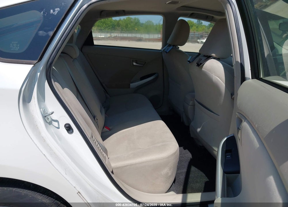 2015 TOYOTA PRIUS VIN: JTDKN3DUXF0446352