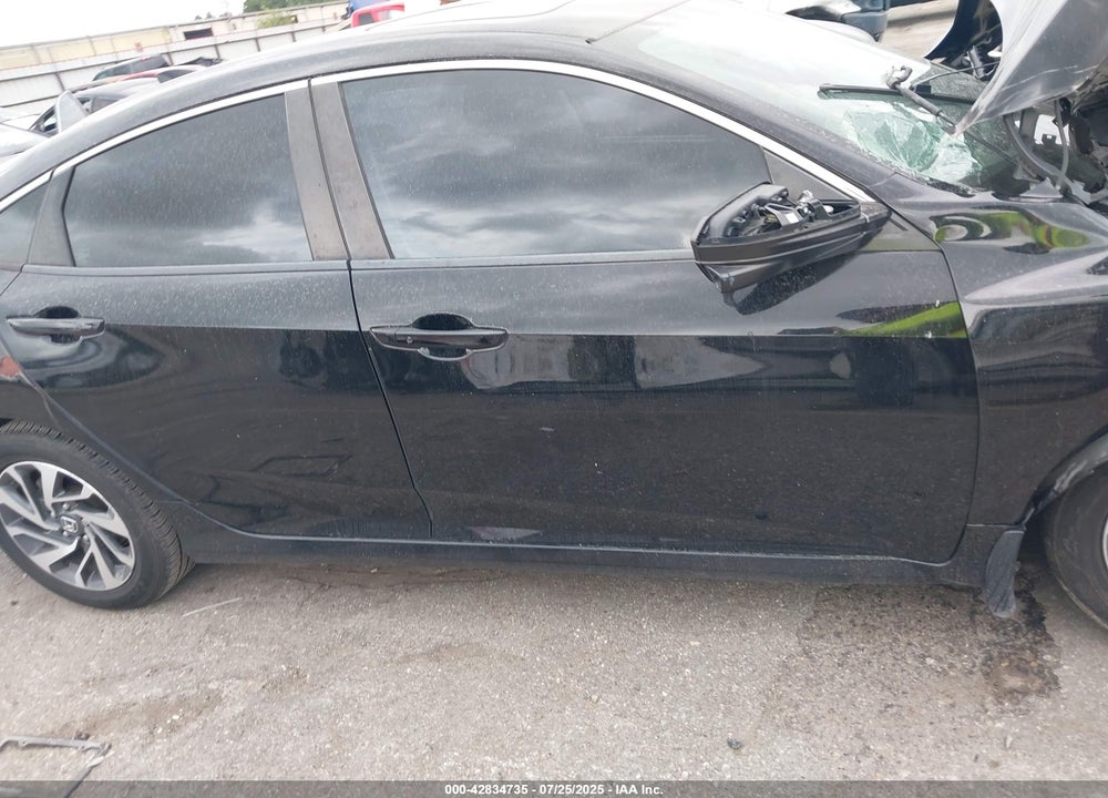 2018 HONDA CIVIC VIN: 19XFC2F73JE017031