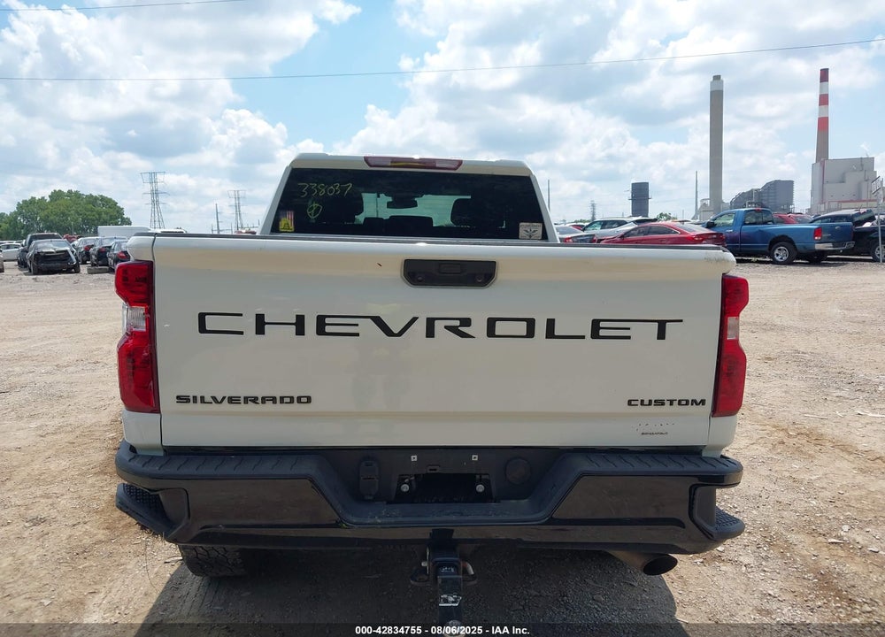 2024 CHEVROLET SILVERADO 2500HD 4WD DOUBLE CAB STANDARD BED CUSTOM VIN: 1GC5YME74RF338037