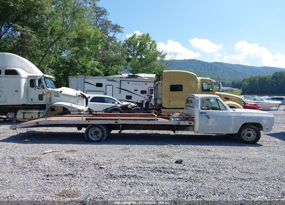 1985 DODGE D-SERIES VIN: 1B6MD34W6FS572147
