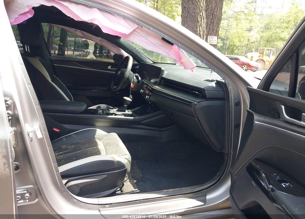 2025 KIA K5 VIN: KNAG64J72S5268843
