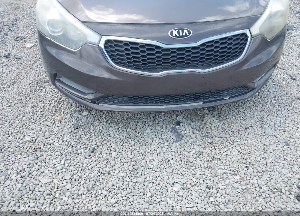 2015 KIA FORTE VIN: KNAFX4A61F5284358