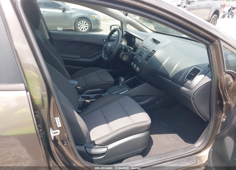 2015 KIA FORTE VIN: KNAFX4A61F5284358