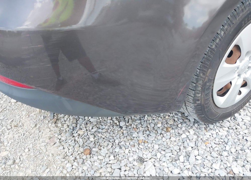 2015 KIA FORTE VIN: KNAFX4A61F5284358