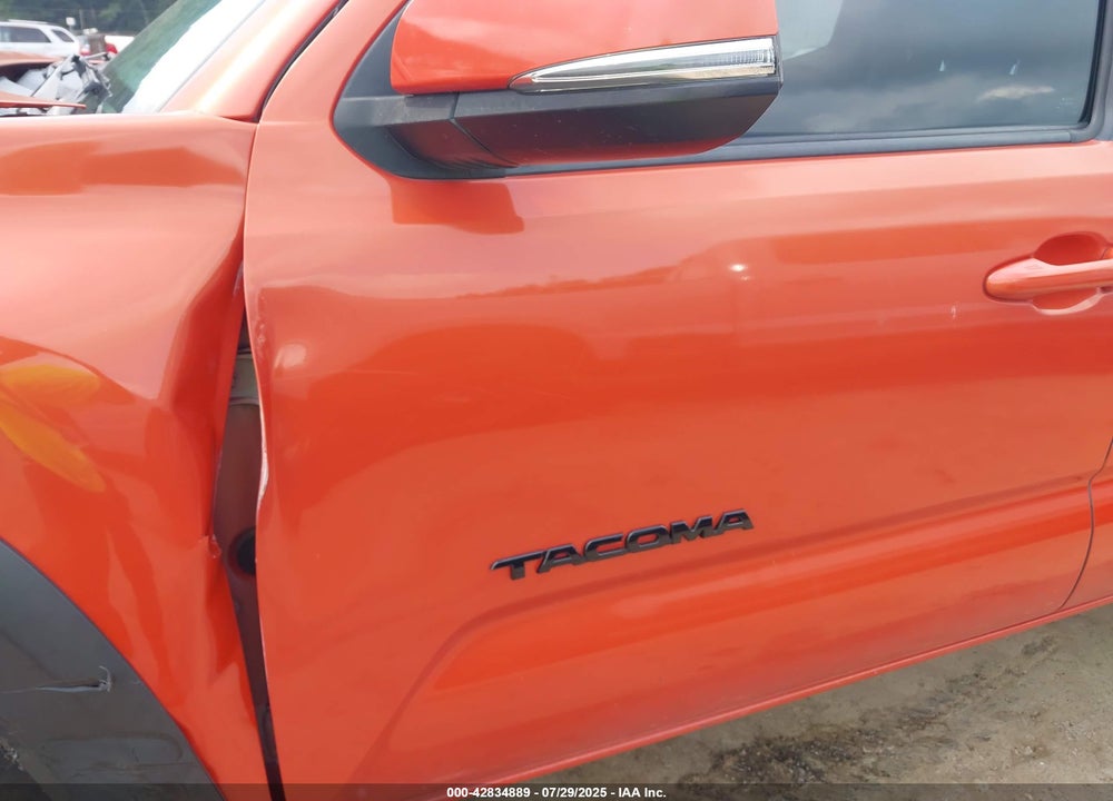2017 TOYOTA TACOMA VIN: 3TMCZ5AN3HM115839