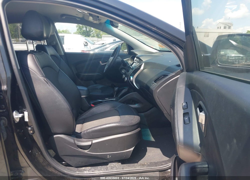 2013 HYUNDAI TUCSON VIN: KM8JU3AC0DU699224