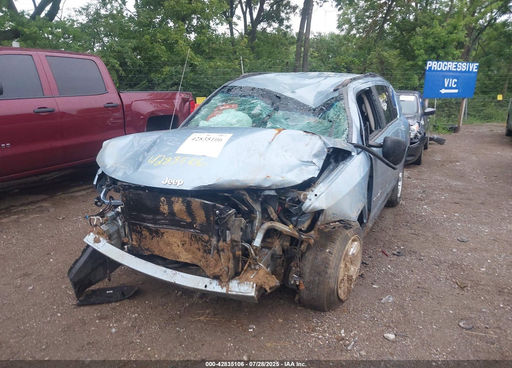 2014 JEEP COMPASS VIN: 1C4NJCBA0ED504252