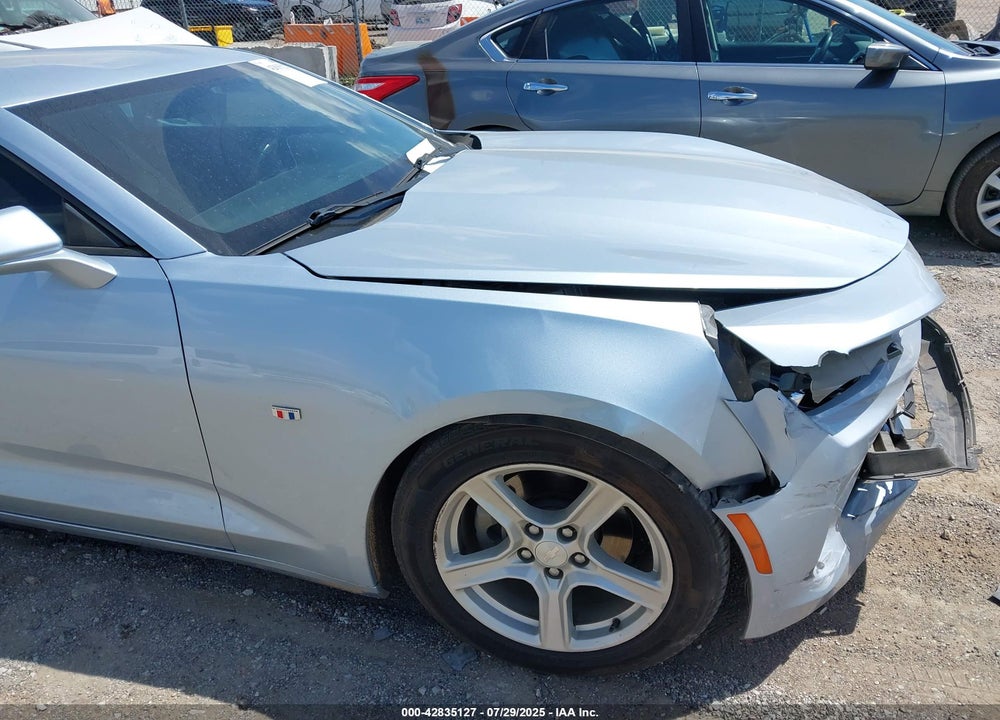 2017 CHEVROLET CAMARO VIN: 1G1FB1RX3H0173493
