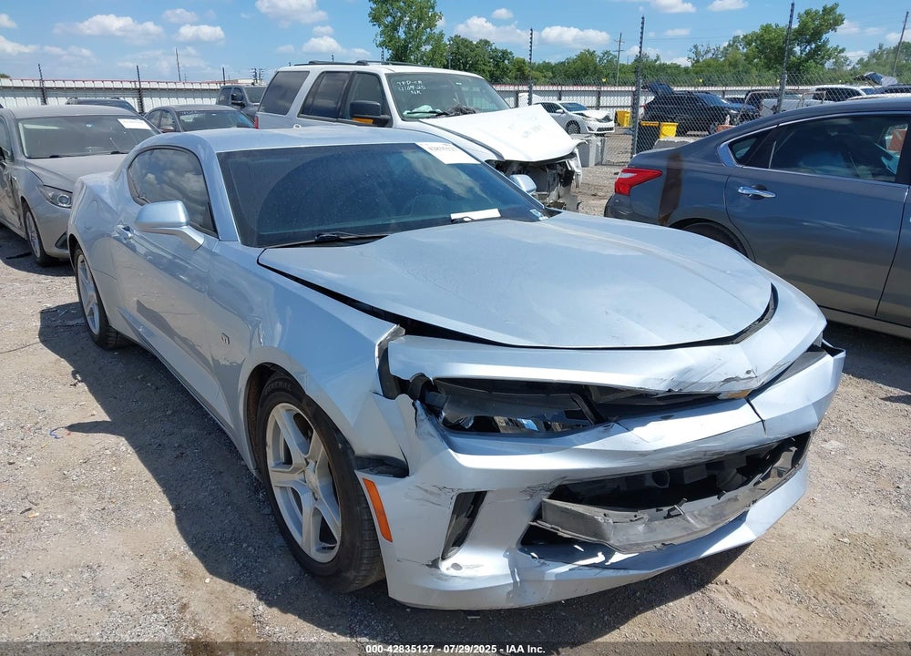 2017 CHEVROLET CAMARO VIN: 1G1FB1RX3H0173493