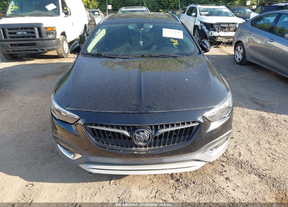 2018 BUICK REGAL TOURX VIN: W04GU8SX4J1161825