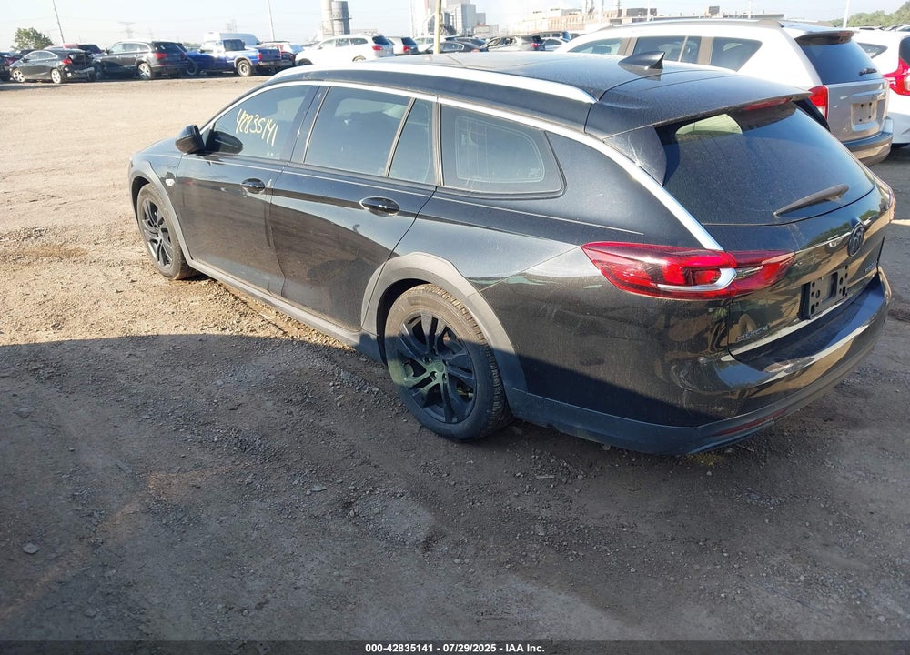 2018 BUICK REGAL TOURX VIN: W04GU8SX4J1161825