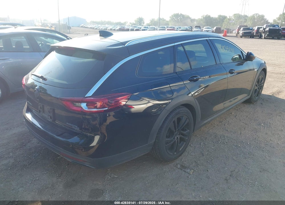 2018 BUICK REGAL TOURX VIN: W04GU8SX4J1161825