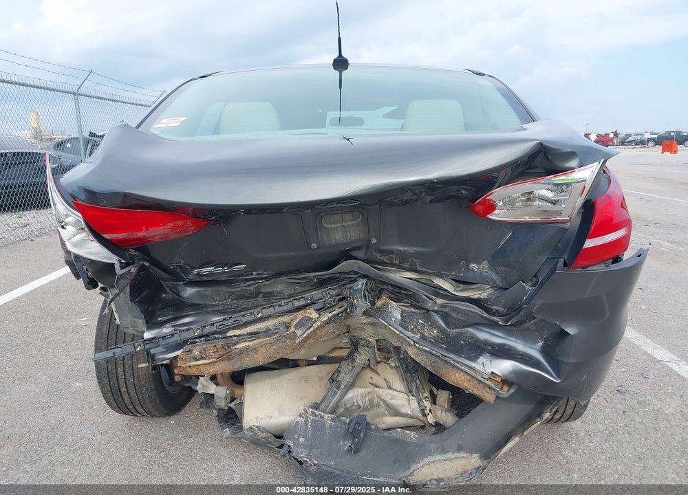 2017 FORD FOCUS SE VIN: 1FADP3F20HL279943