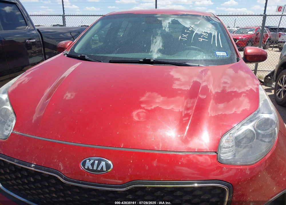 2018 KIA SPORTAGE LX VIN: KNDPM3AC3J7456516