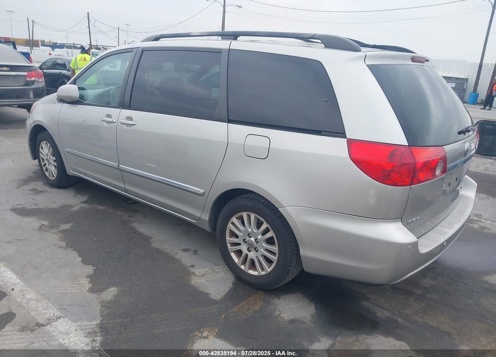 2008 TOYOTA SIENNA VIN: 5TDZK22C88S211699