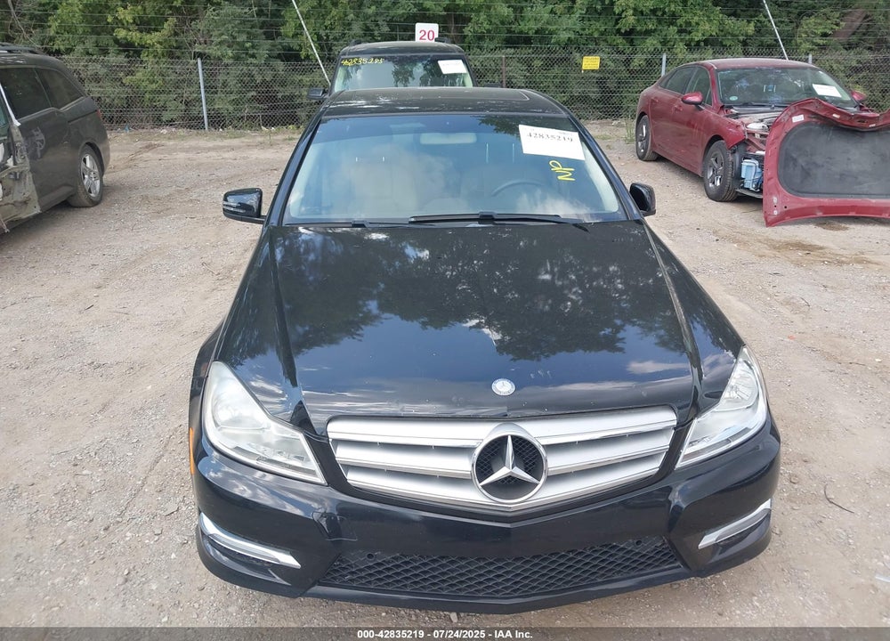 2014 MERCEDES-BENZ C CLASS VIN: WDDGF8AB0EA953925
