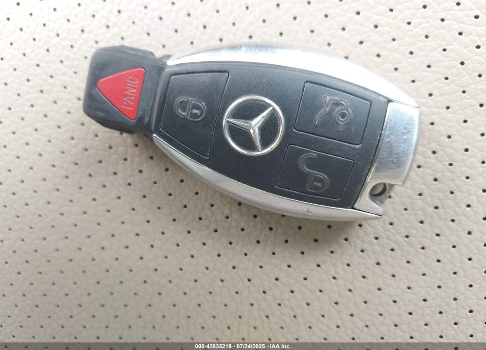 2014 MERCEDES-BENZ C CLASS VIN: WDDGF8AB0EA953925
