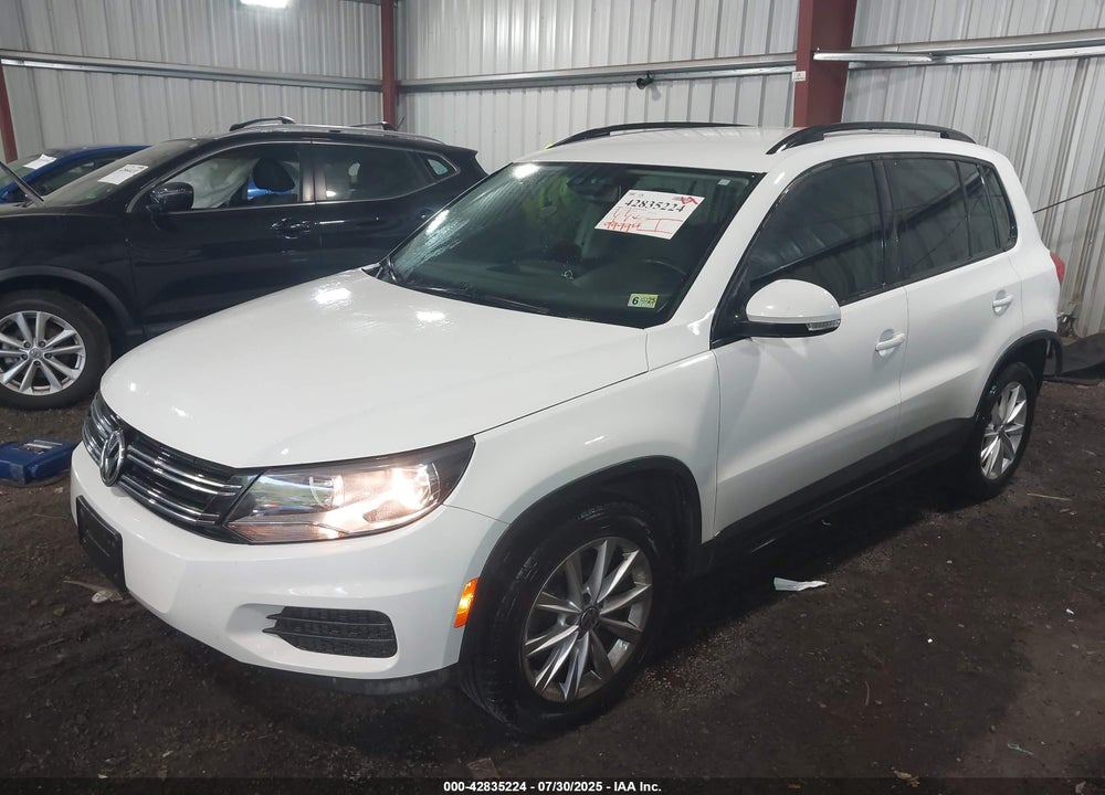 2016 VOLKSWAGEN TIGUAN S VIN: WVGBV7AX1GW528194