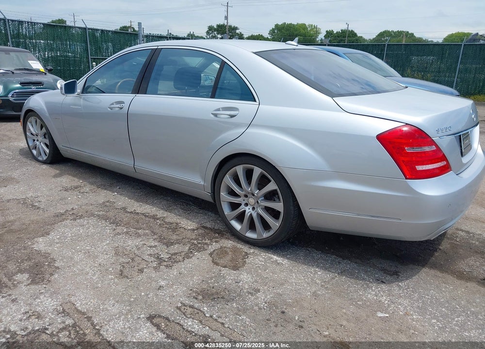 2012 MERCEDES-BENZ S CLASS VIN: WDDNG7DB9CA430121