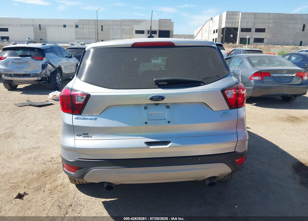 2019 FORD ESCAPE VIN: 1FMCU0GD1KUB11402